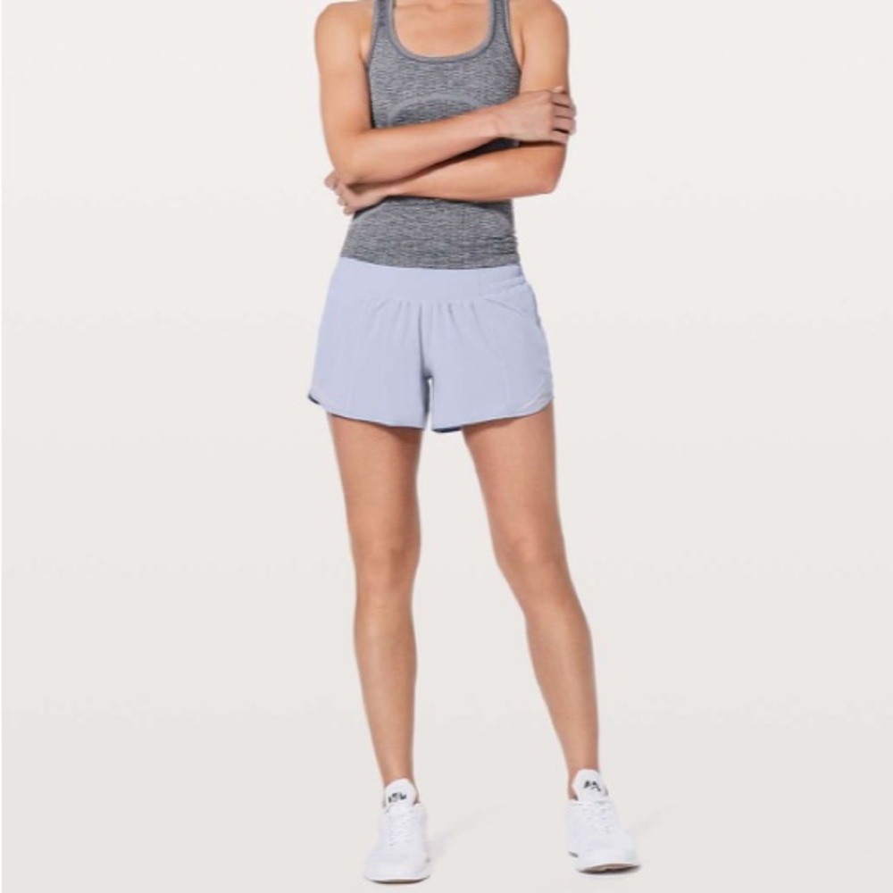 Lululemon Hotty Hot Short 4” Berry Mist Size 4 - Picture 3 of 7
